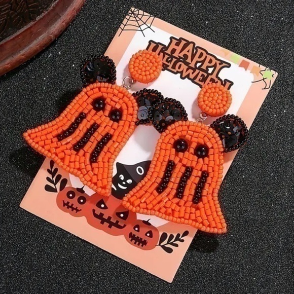 Handcrafted Disney Glass Bead Ghost Earrings - NWT - Picture 1 of 3